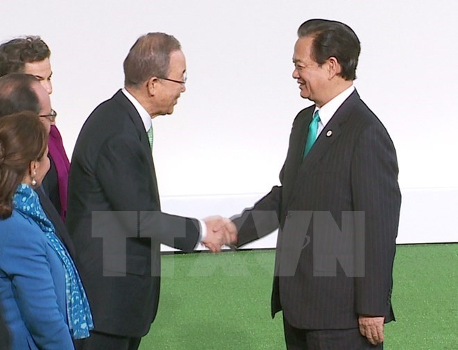 PM attends opening of UN climate change conference in Paris - ảnh 1